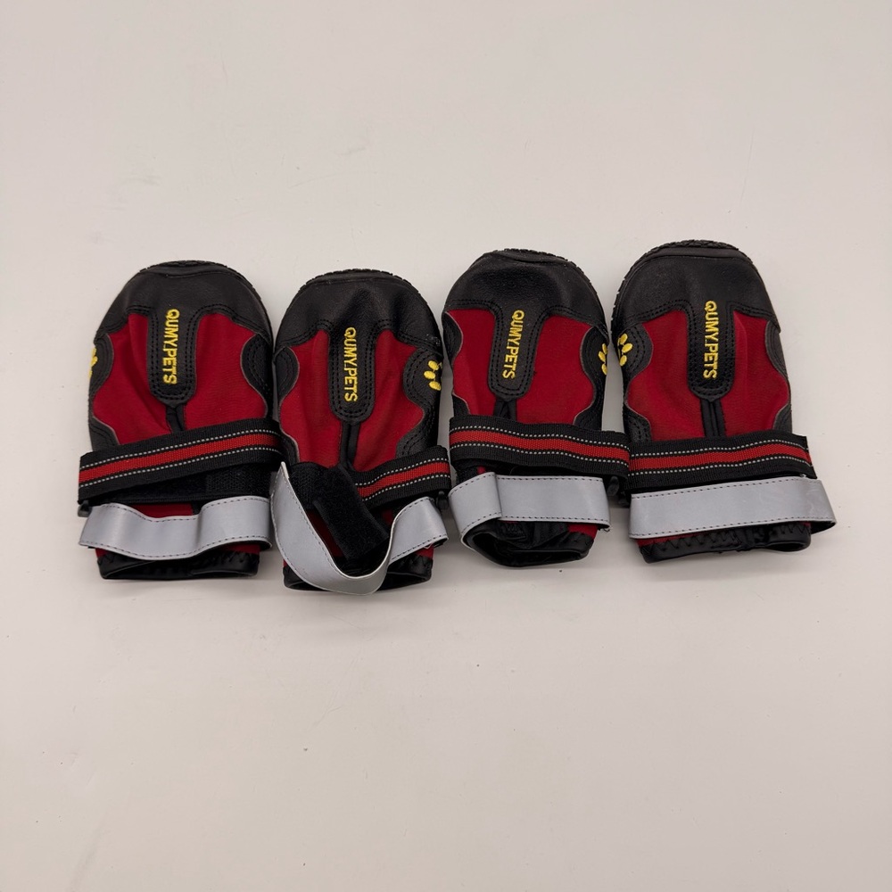 QUMYPET Dog Boots Size 7 Black Red Non-Slip Paw Protection – Like New with Box